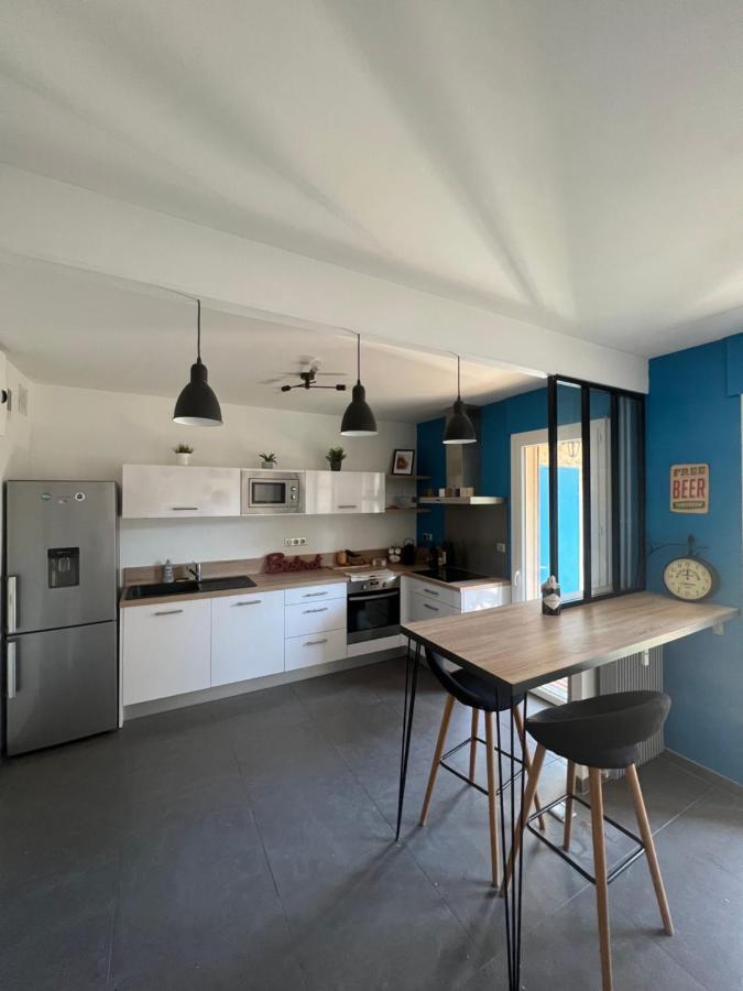Superbe Appartement Centre Ville นีมส์ ภายนอก รูปภาพ